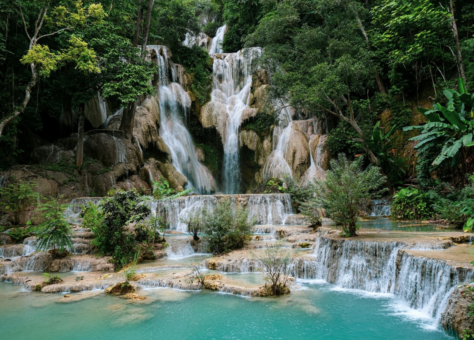 Kuangsi Waterfall, Laos in green season (Photo by Unsplash)